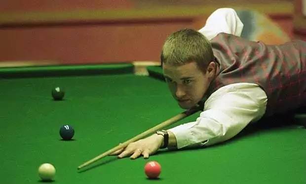 球场上赢得 球场上赢得