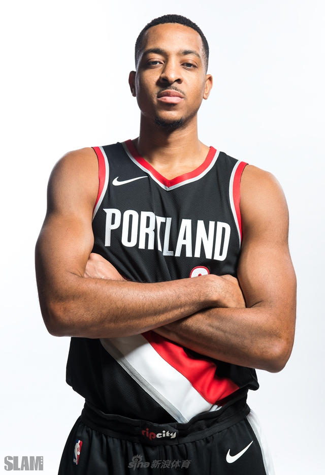 四缝线的追 四缝线的追